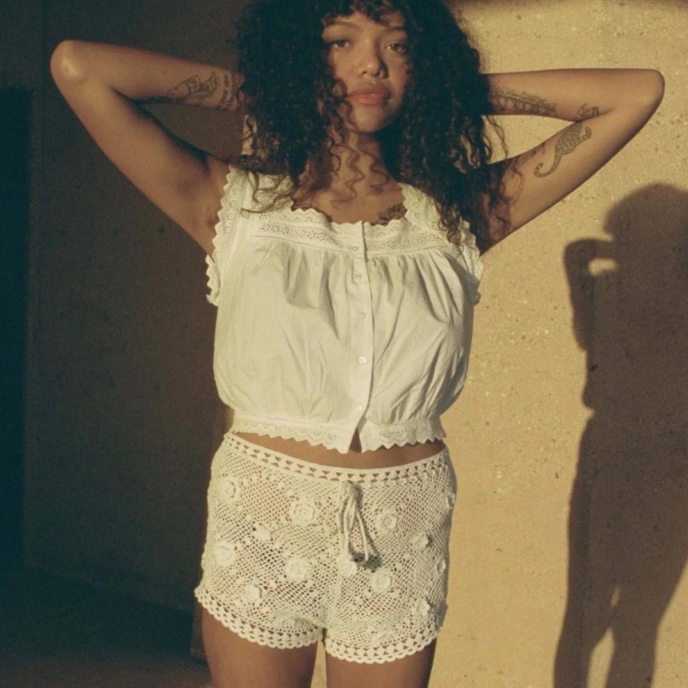 Doen Tillie Top in Salt